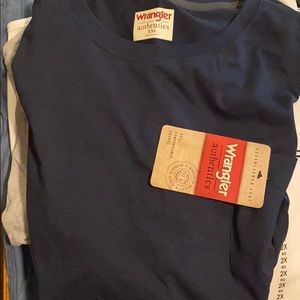 Men’s wrangler shirt size xxl